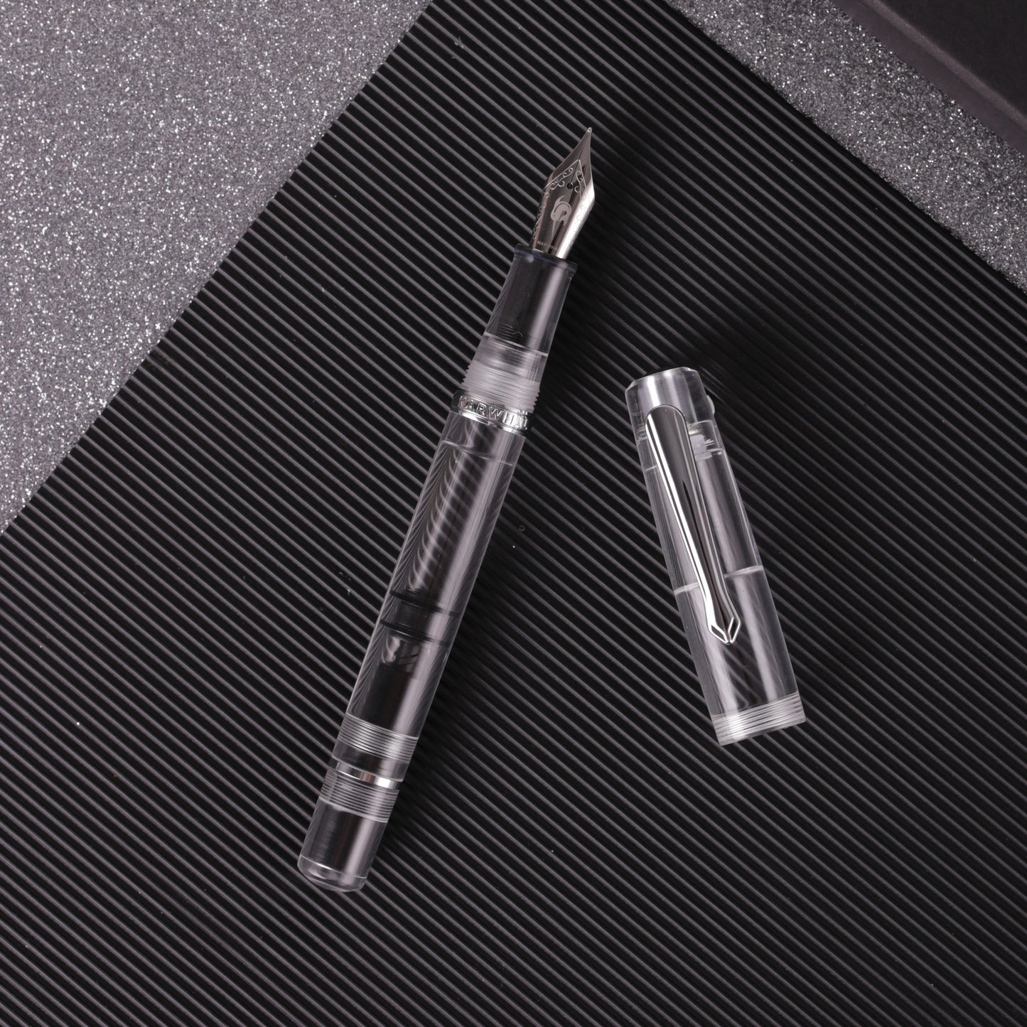 Nahvalur Original Demonstrator Fountain Pen